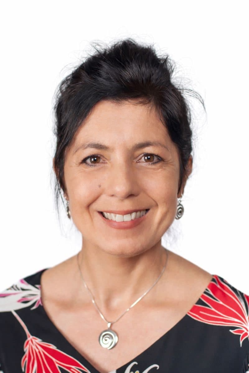 Portrait photo of Noemi